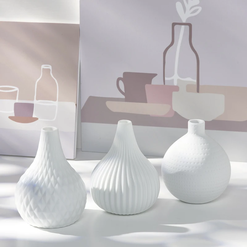 

Ins Modern Creativity Nordic Ceramic Small Flower Vase Simple Home Decor Item Dried Flower Vase Water-Grown Table Decoration Flo
