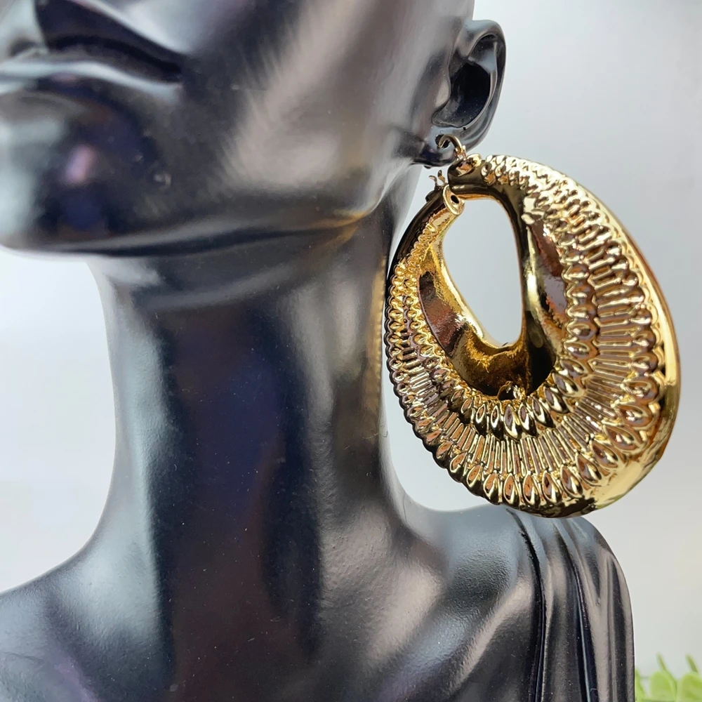 Yuminglai Fashion Luxury Dubai Jewelry Accessories Superior Quality Goldplated Earrings for Women FHK29338