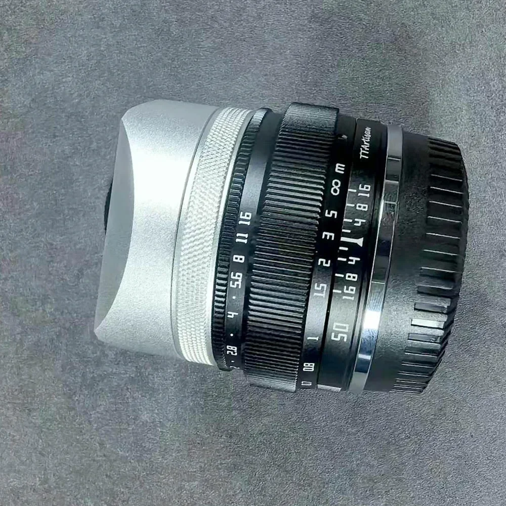 غطاء عدسة مربع حربة معدنية لـ TTAartisan 50mm F2 يأتي مع غطاء معدني