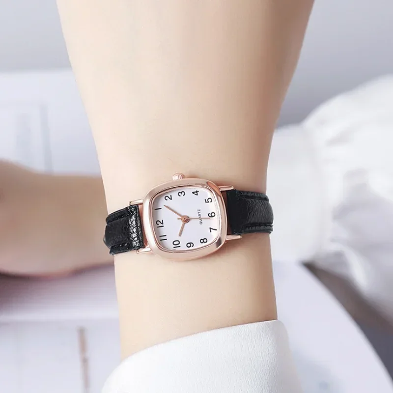 INS Girls Quartz WristwatchesFashion & Casual Watch Korean Edition Temperament Slim Belt Simple Small Versatile Women\'s Watch