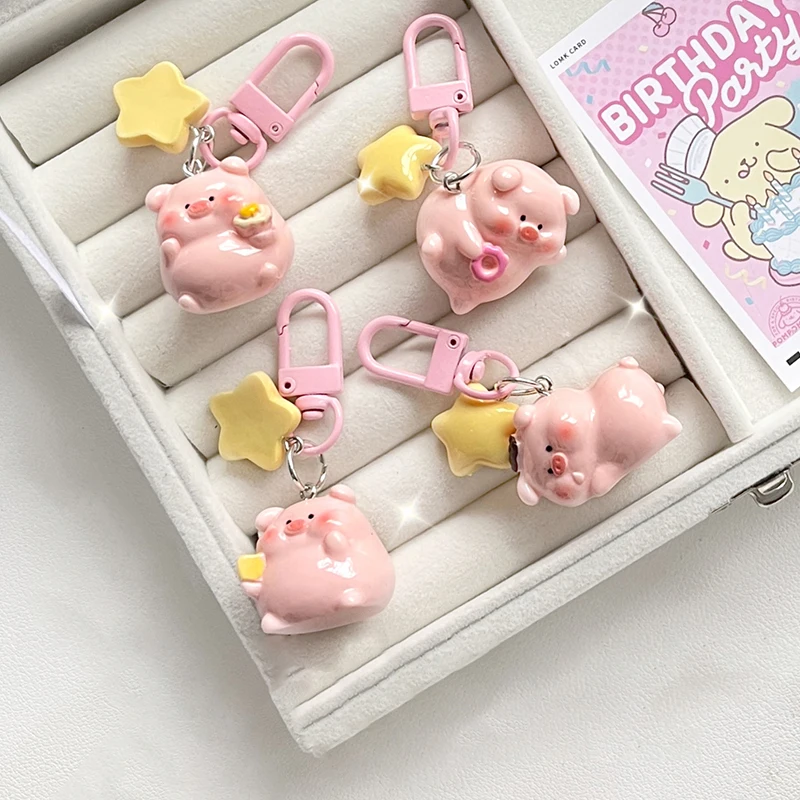 Three Dimensional Pink Pig Keychain Pendant Cute Animals Star Buckle Keychain Cute Little Pig Model Key Ring Children Gifts