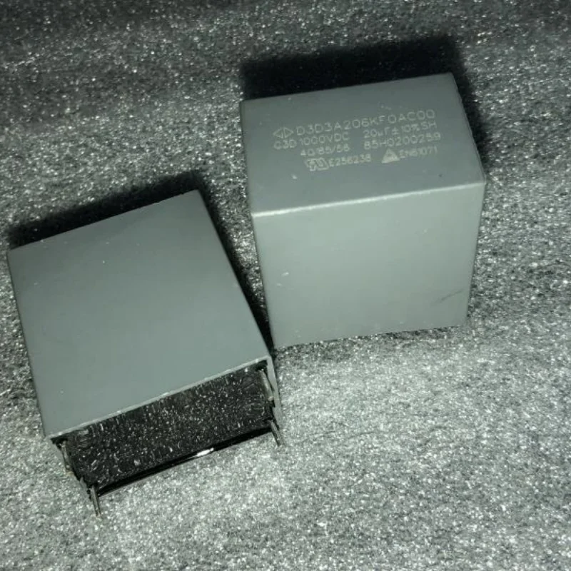 

GD-D3D3A206KF0AC00C3D серия 20 мкФ 1000 В высоковольтный фильтрующий пленочный безелектродный конденсатор 45*43*30 мм, P = 38 мм