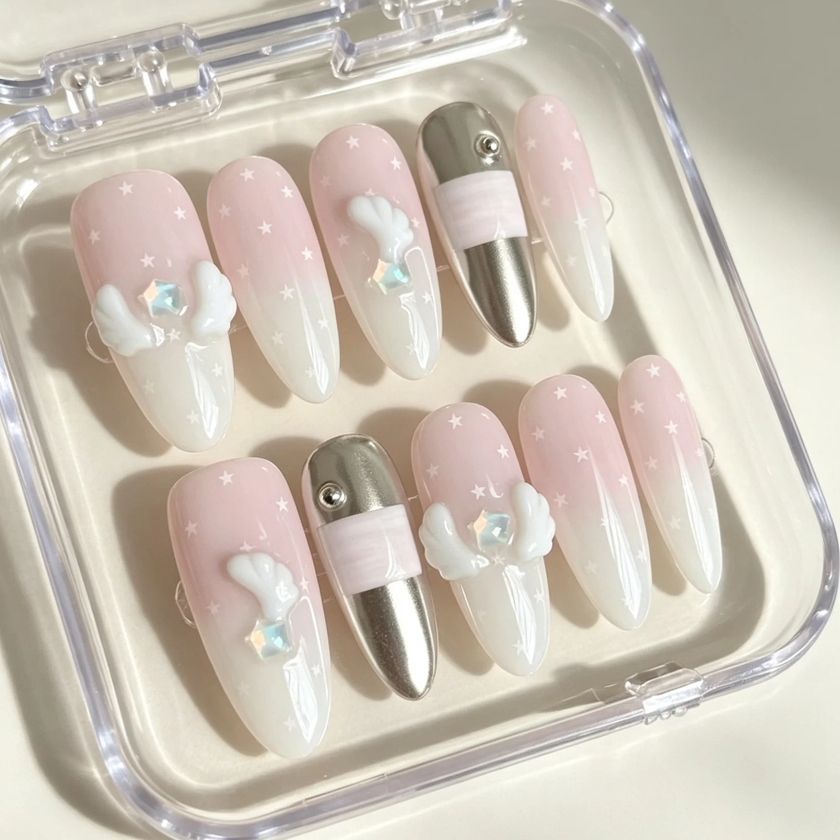 10 pièces de faux ongles en forme d'amande pressés à la main, magnifiques faux ongles, dégradé rose et blanc, adaptés aux femmes.