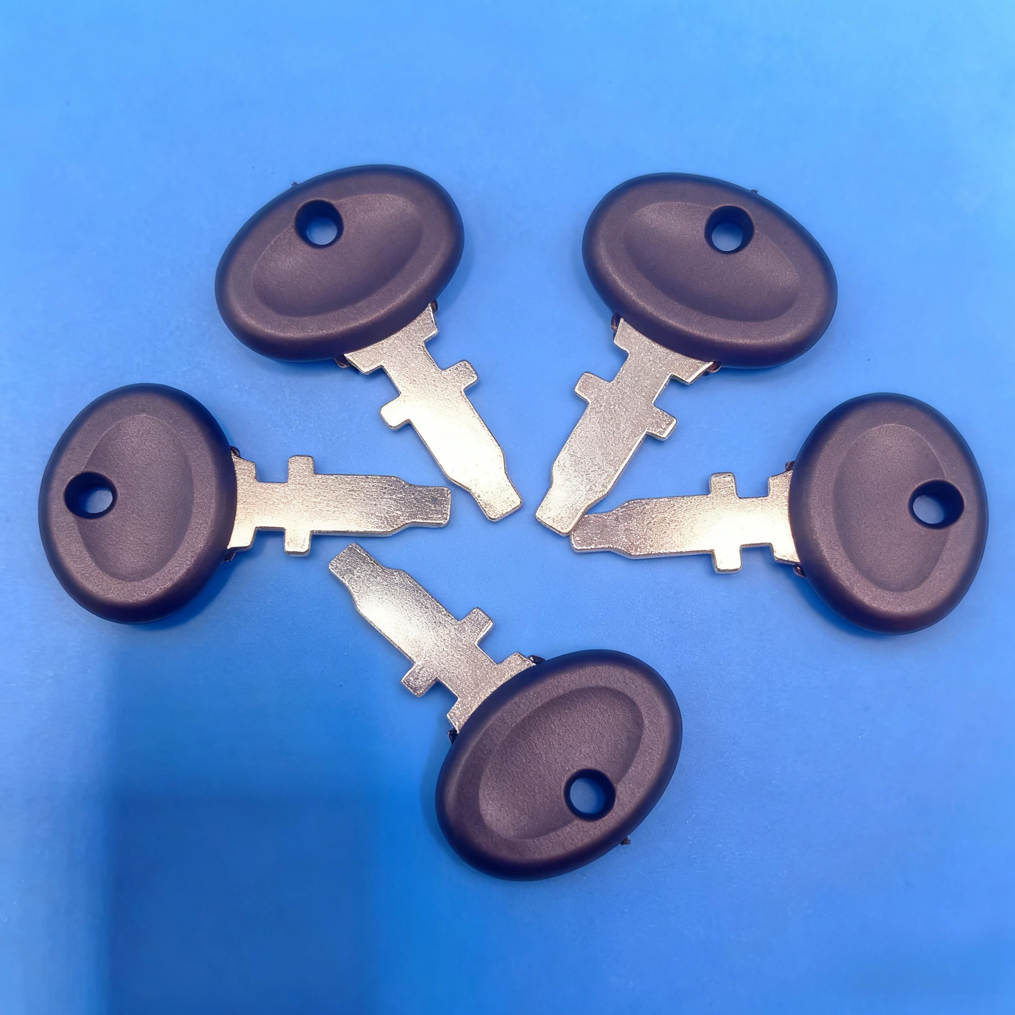 1/5/10PCS TX10998 Ignition Keys 677515A 72090051V Eli80-0079 5118433 VPF3225 Compatible with Allis Chalmers Grinder 5040 5045