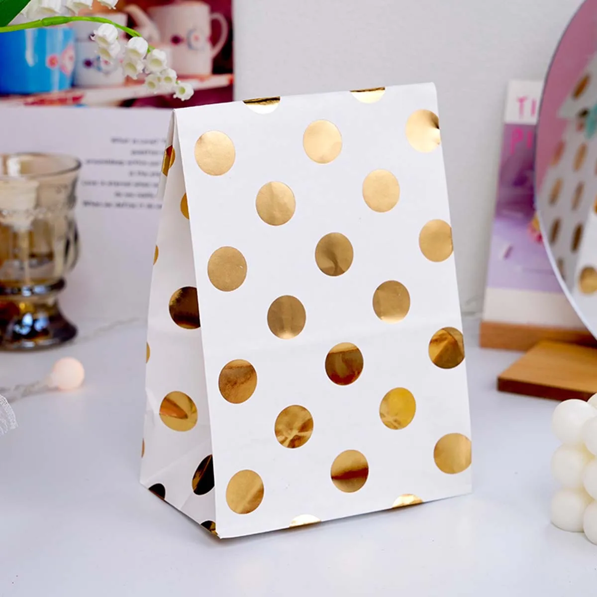 5 pcs Golden Foil Polka Dot Paper Gift Bags - Universal Party Favor Candy Treat Bags for Wedding, Birthday, Holiday Celebrati