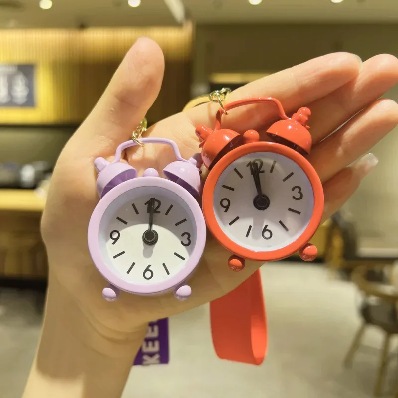 Mini sveglia portachiavi moda creativa orologio carino ciondolo in metallo borsa per telefono auto ornamenti regalo bigiotteria gioielli donna Llaveros