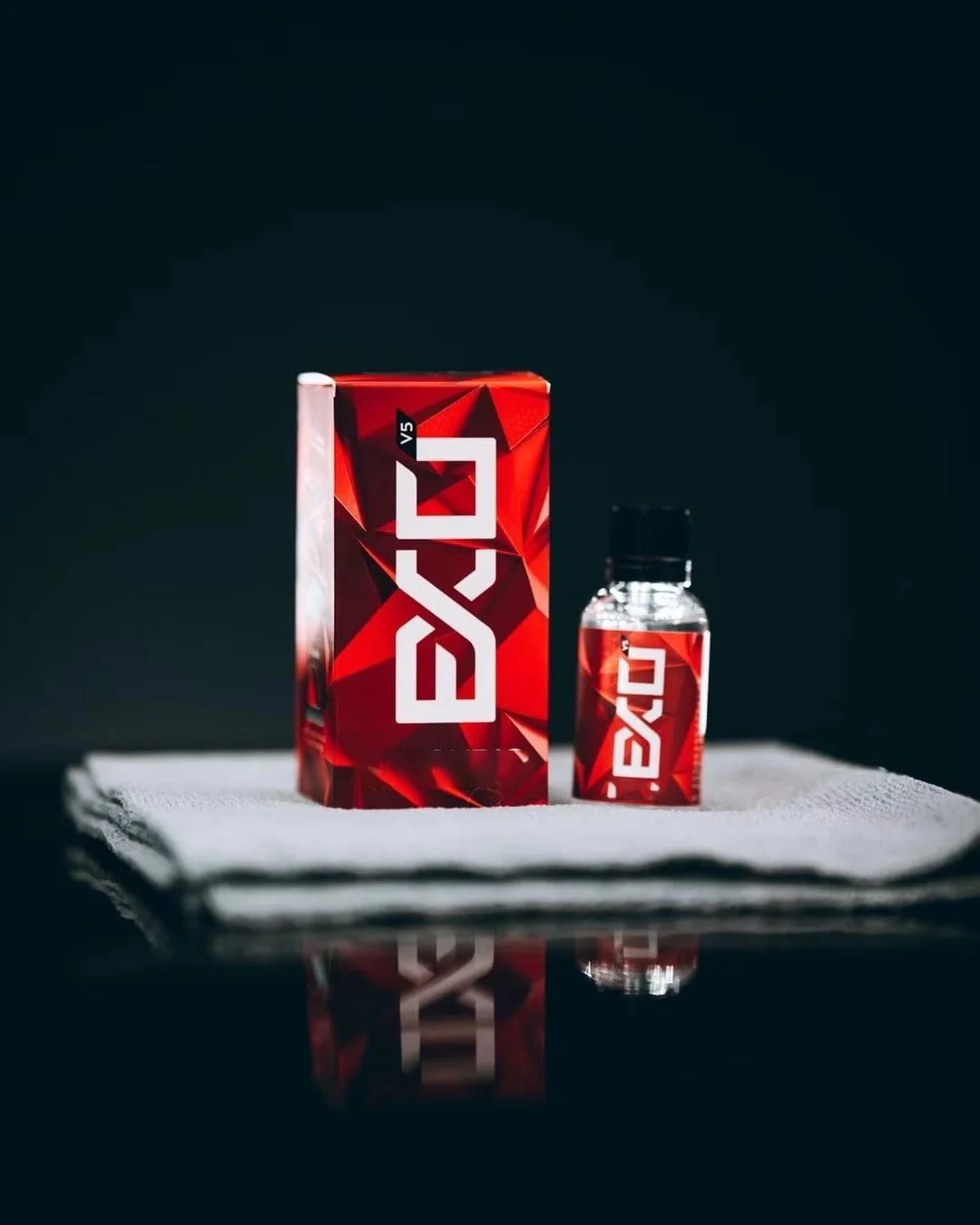 EXO Ultra Durable Hydrophobic Coating v5 - Protect Your Paint, Add Gloss, Repel Contaminants, Get Rid of Water-Spots