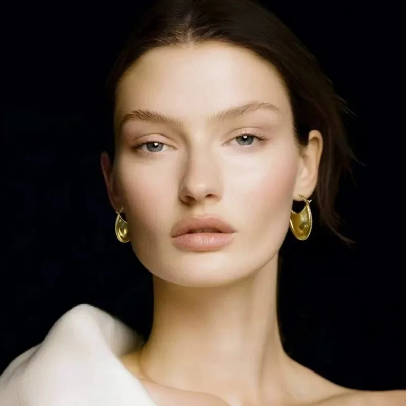 

Jenny&dave Elliptical Curved Rolled Edge Earrings Basket Earrings Women's Accessories Women's Earrings Ear Cuffs