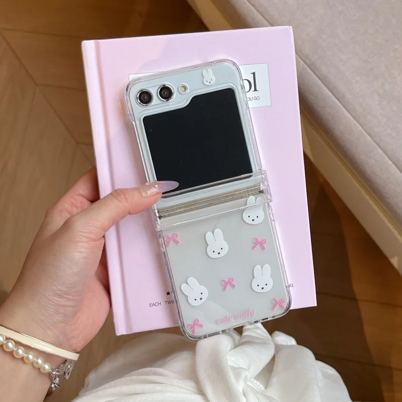 Luksusowe, urocze, przezroczyste etui na telefon z pełnym ekranem, z kokardką Miffy, składane, do Samsung Z Flip 7 6 5 4 3 ZFlip 8, styl Y2k, lalka Miffy ze smyczą. — zdjęcie produktu 4