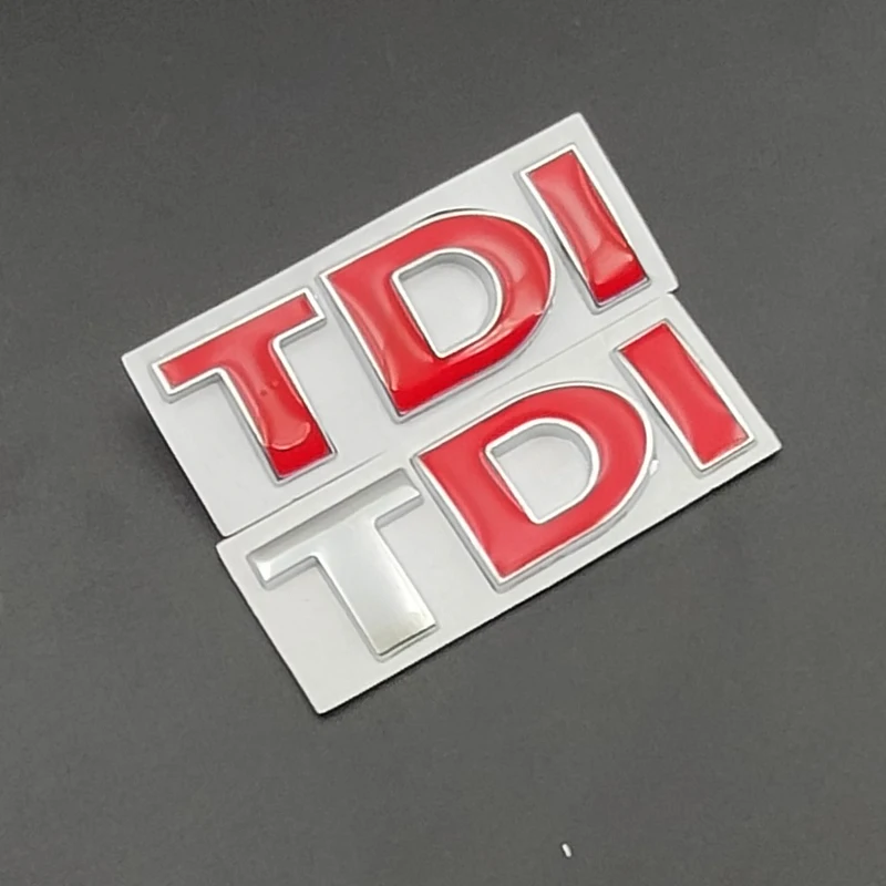 شعار TDI معدني ثلاثي الأبعاد من الكروم الأحمر ، ملصق لوحة تحمل الحروف ، شارة صندوق السيارة ، ملحقات الملصقات