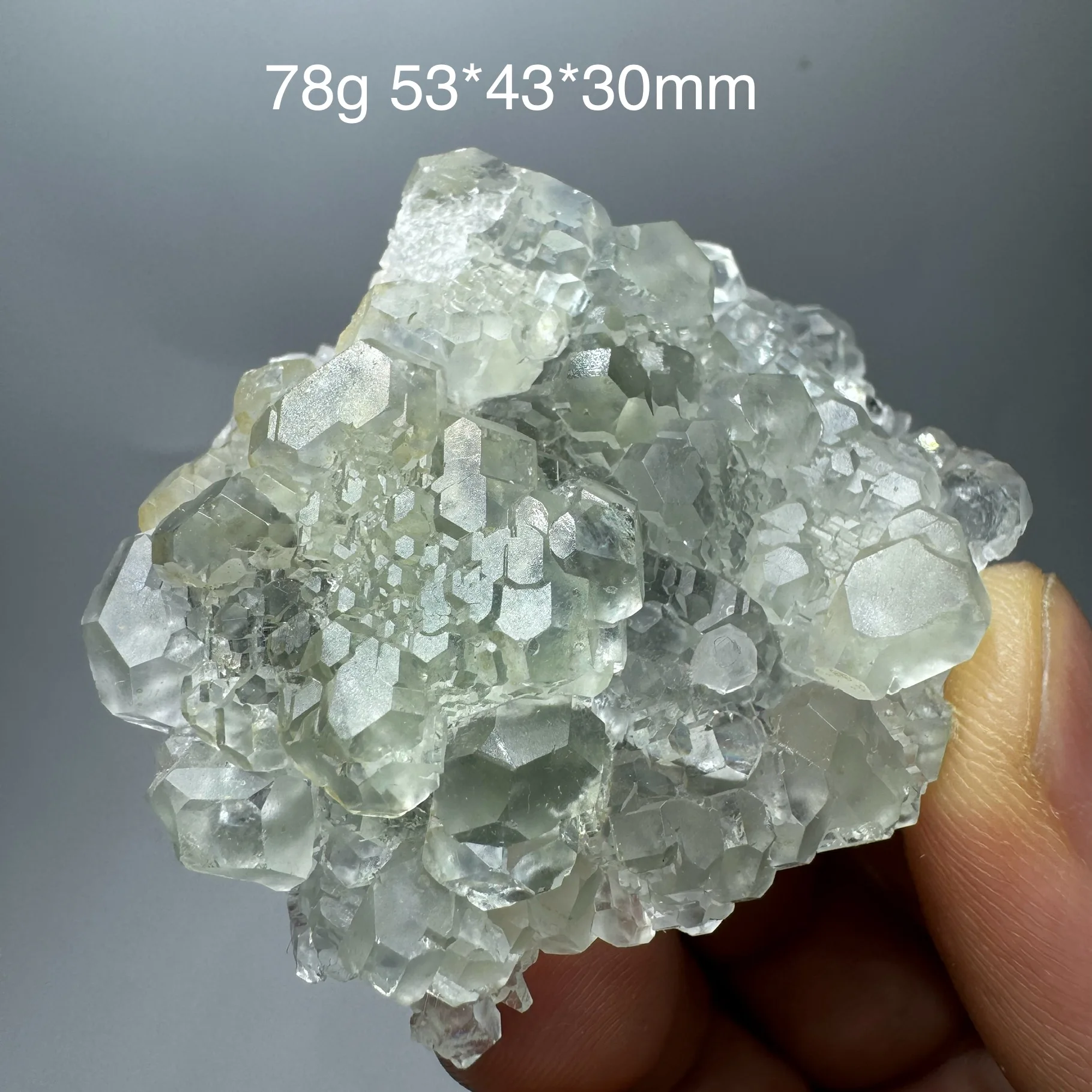 Natural Polyhedral Light Green Fluorite Mineral Specimen Crystal Quartz Healing Stone Desk Decor
