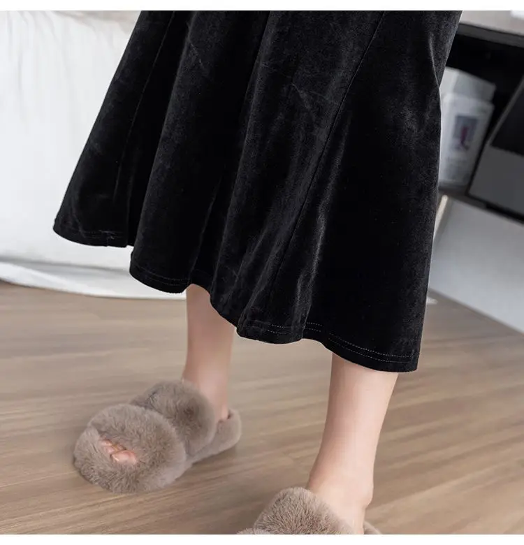 2025 Lente Herfst Vrouwen Hoge Taille Zwart Fluwelen Trompet Rok, Vrouw Kleding Slanke Ruches Velours Zeemeermin Rokken