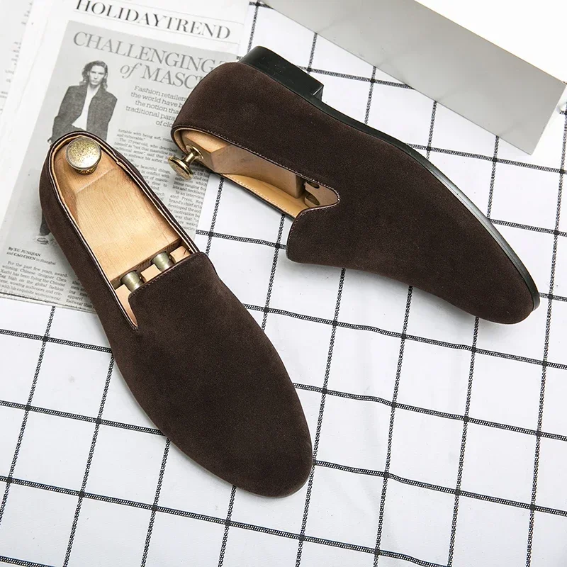 Modieuze suède herenschoenen Zachte zolen Comfortabele loafers Veelzijdige casual platte herenschoenen Groen Nieuwe stijl Gratis levering