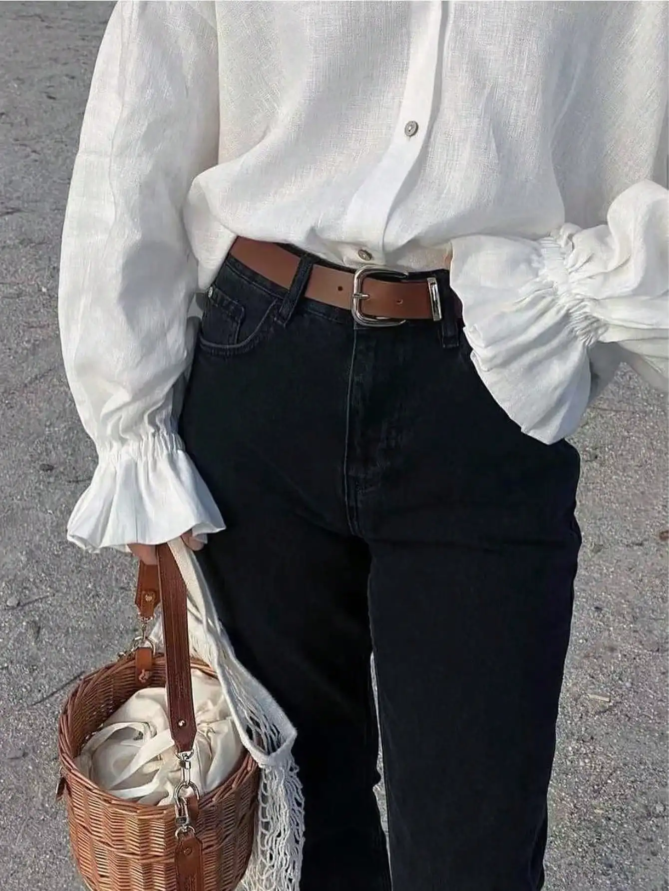 

Casual Elegant Ruffle Trim Lantern Sleeve Button Front Blouse Women