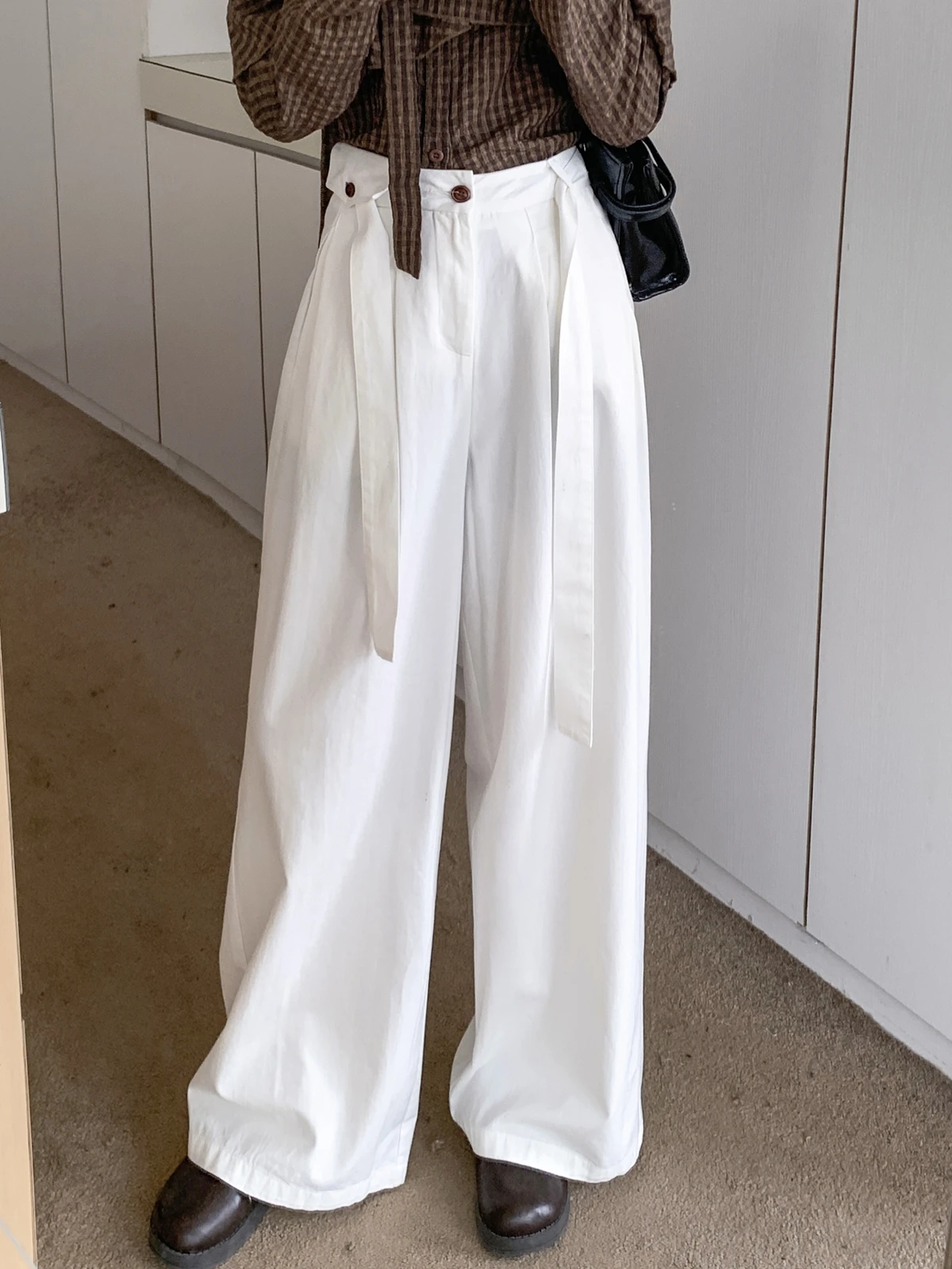 

ZHISILAO новые элегантные офисные женские белые брюки женские винтажные однотонные свободные повседневные брюки полной длины осень 2025