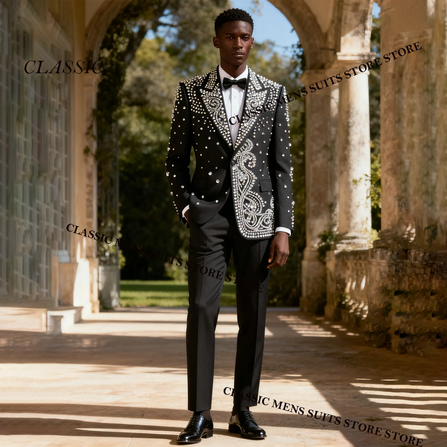 

Customized Coat Style Men Suit 2 Piece Sets Groom Male Blazers Rhinestone Beaded Peaked Luxury Lapel Ropa hombre Wedding Tuxedos