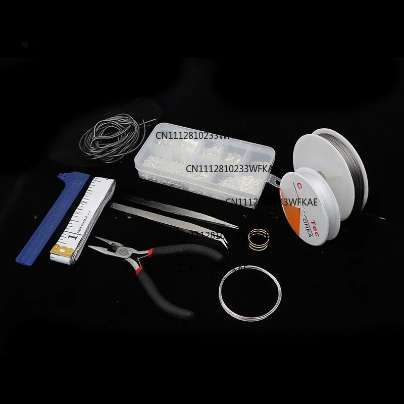 10-grid jewelry accessories combination set, open ring, closed ring, lobster buckle, free ring, hand tool pliers.