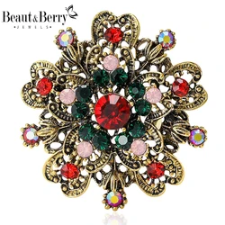 Beaut&Berry Vintage Rhinestone Snowflake Brooches for Women Christmas Pins Friends Party Gifts Banquet Jewellery Accessories
