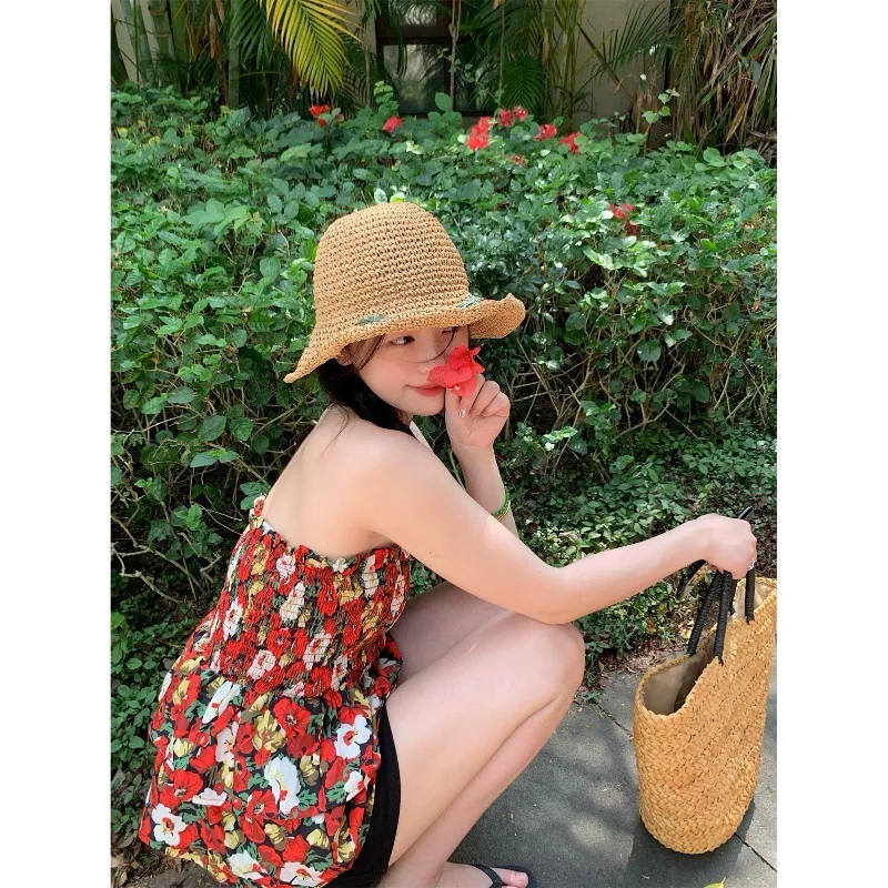 Ding Zouzou Cute Strawberry Embroidered Straw Hat Female Summer Outing Breathable Beach Vacation Big Brim-Proof Hat