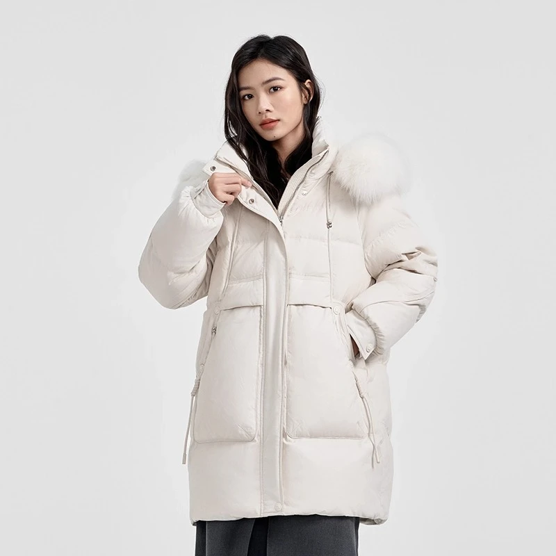 Chericom Jaket Bulu Angsa Panjang Sedang Musim Dingin 2025 Baru dengan Kerah Bulu, Jaket Bulu Angsa Berkerudung, Elegan, Hangat, Longgar, Pakaian Wanita Y309207Y