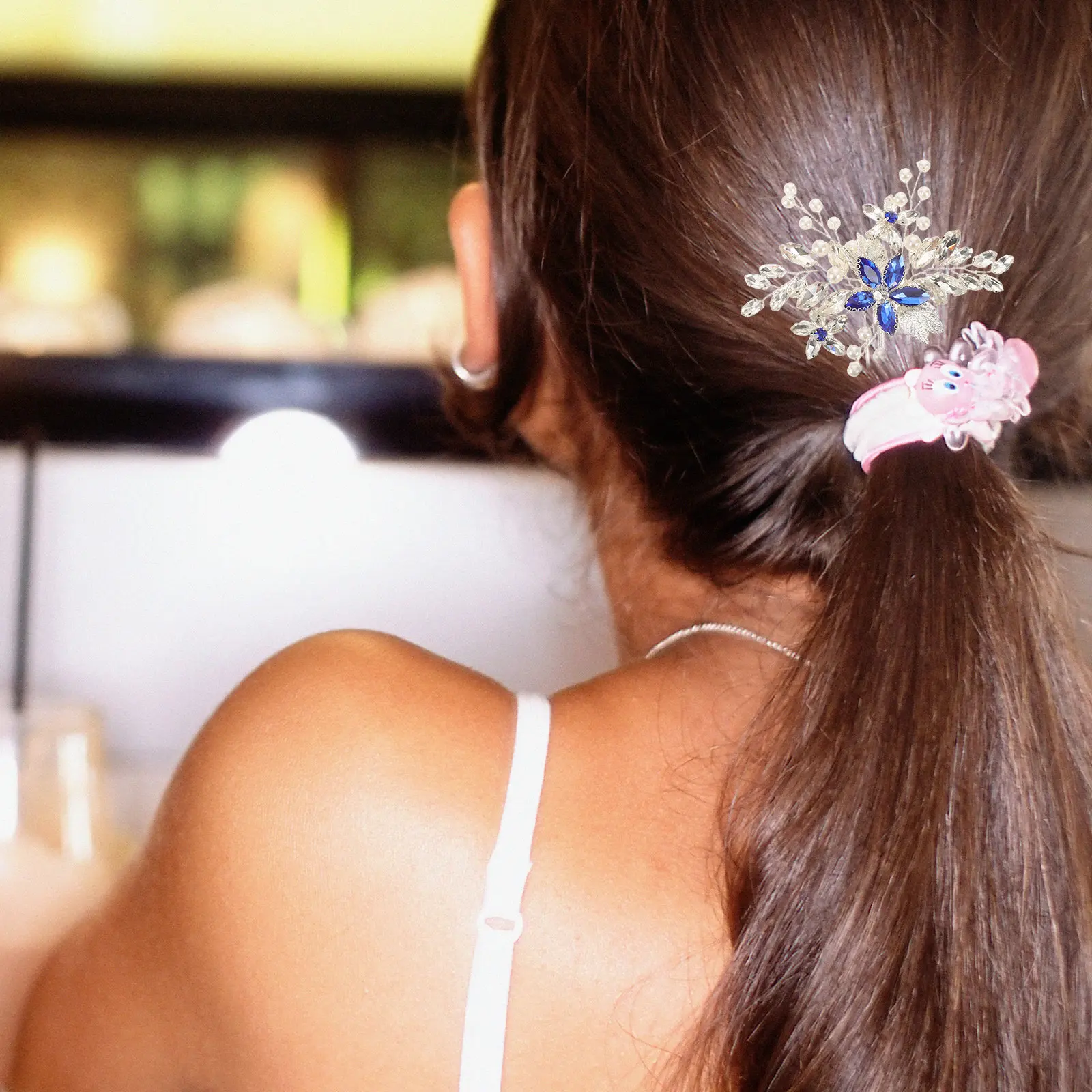 Rhinestone Bridal Hair Comb for Wedding, Flower Girl Headpiece, Sparkling Hair Accessory