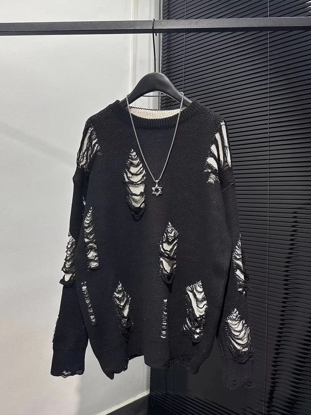 

Owen Seak Men Knitted Sweater Gothic Style High Street Men's Clothing Bottoming Shirt Summer Black Baggy Pullover