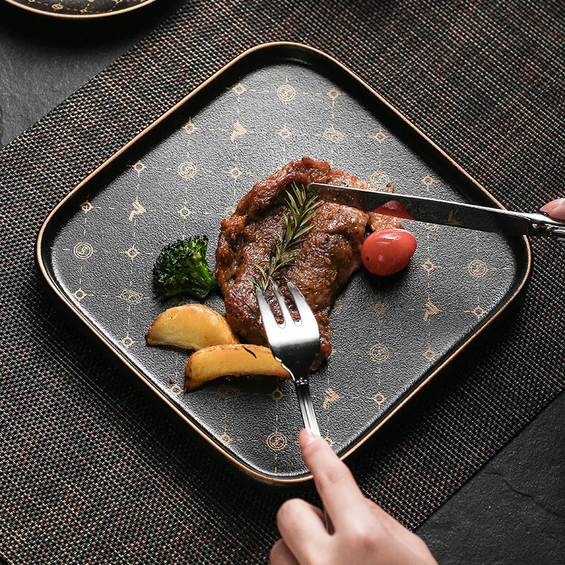 Creative Black Matte Steak Plate for Western Dining，Scandinavian-Style Premium Home Plate, Flat Rimmed Plate With Border