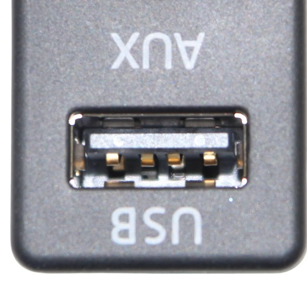 1 قطعة USB و AUX بيانات الصوت مزدوج التبديل المقبس ل RCD510 RNS310 VW جولف MK6 جيتا MK5 3CD 035 249 A 3CD 035 249A