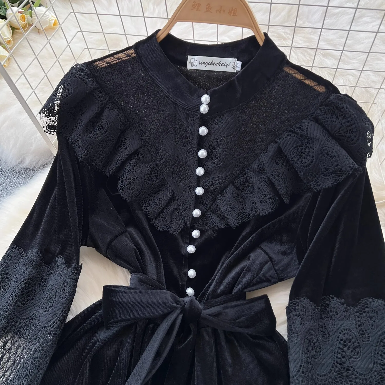 French Vintage Lace Embroidery Patchwork Velvet Dress Women Long Lantern Sleeve Pearl Buttons Lace Up Wedding Party Prom Vestido