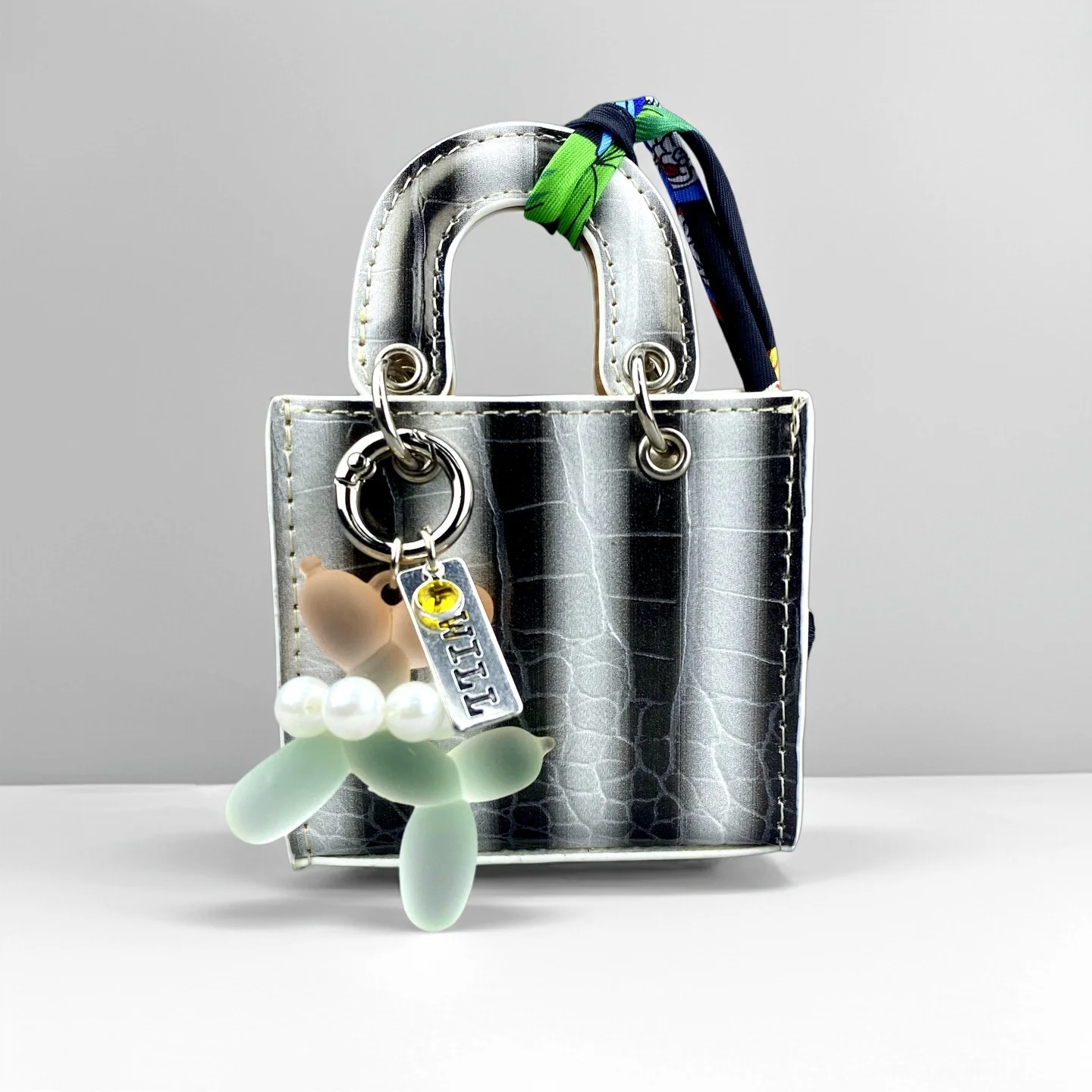 Mini PU-Leder Taschenanhänger, Regenbogenfarbene Mini-Tasche mit Farbverlauf-Ballonhund-Schlüsselanhänger-Set für Ohrhörer/Ladekabel/Geschenk – Detail 12