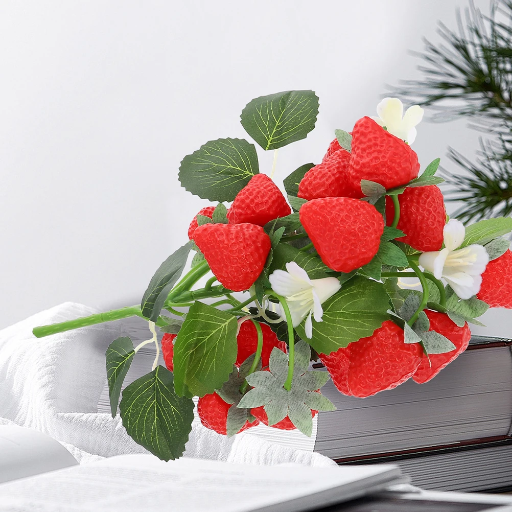 

2 Pcs Strawberry Artificial Fruit Bouquet Artificial Fruits Home Desk Office Decor PVC Practical Ornament