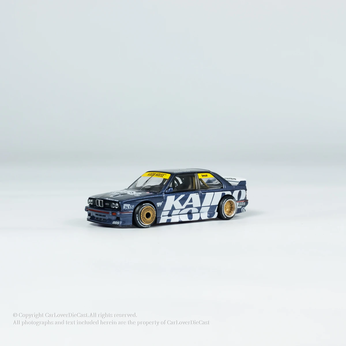 Kaido House + MINIGT 1:64 (E30) Kaido Works V1 Diecast Model Car