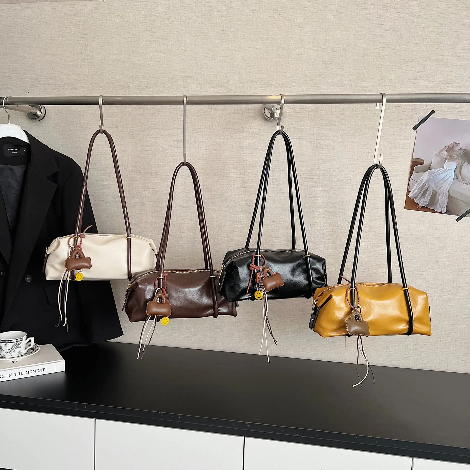 

2025 A/W Luxury Women's Tote Bag, Genuine Leather Large Capacity Multi-way Shoulder Crossbody Purse, Vintage Chic Work Bag