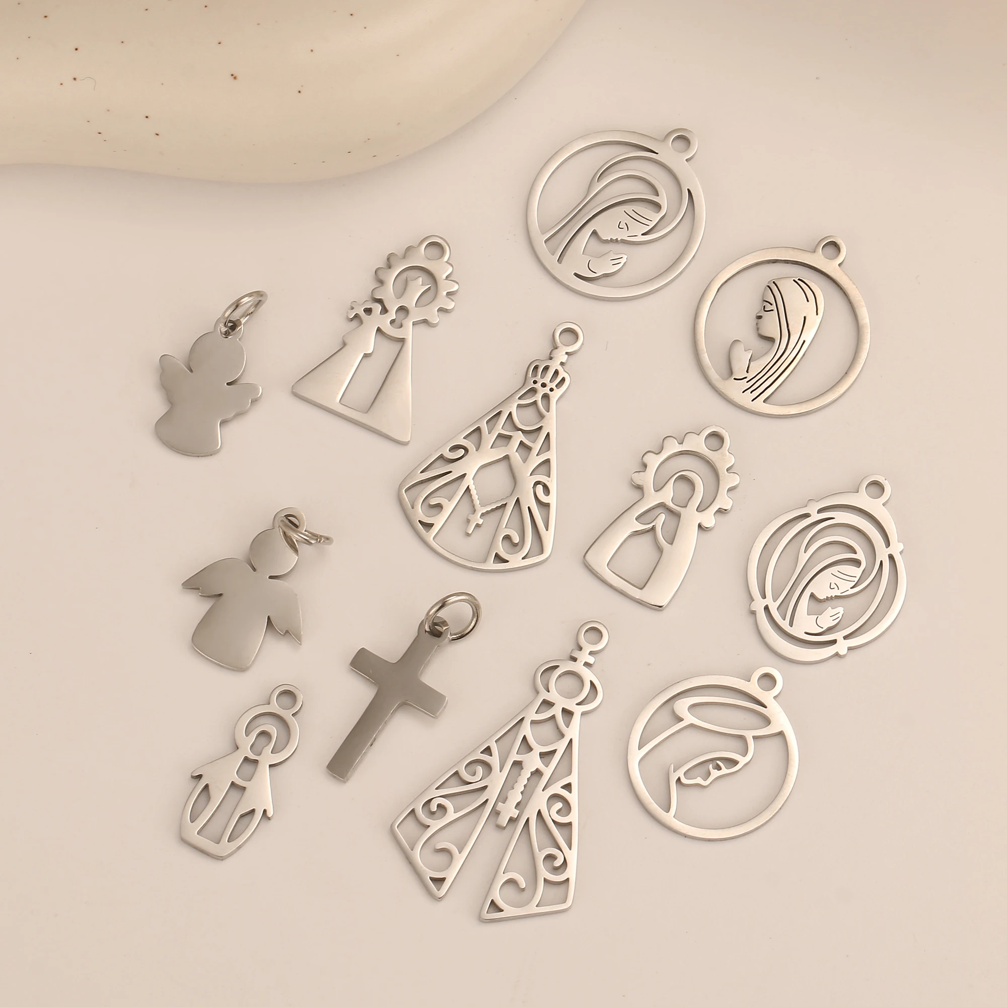 5 Stück hohle Jungfrau Maria Charm Edelstahl Engel Unsere Liebe Frau Anhänger DIY Armband Ohrring Spanien Katholiken Handwerk Schmuckherstellung – Detail 5