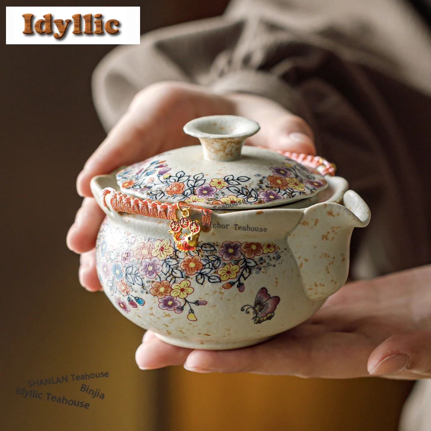 150ml Blue And White Treasure Bottle Pot Window Flower Butterfly Tea Infuser Pot Tea Brewing Hand-grip Kettle Chinese Tea Set