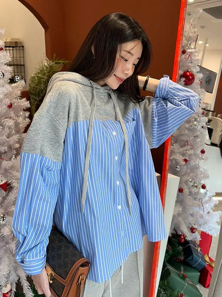 

Женская свободная рубашка с капюшоном в стиле ретро, ​​пэчворк, с вертикальными полосками, эффект похудения, универсальный повседневный топ, хлопок, полиэстер