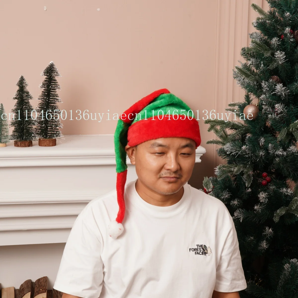 2026 nuovo cappello di Natale unico cappello da elfo di Babbo Natale cappello da elfo di Natale colorato berretto da elfo rosso per la festa di Natale