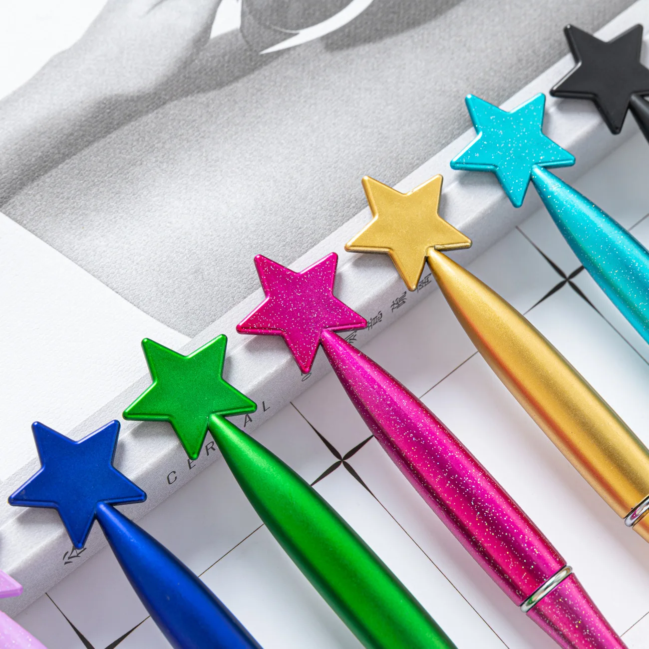 5Pcs Cute Cartoon Starry Plastic Ballpoint Pens for Students Writing Stationery Gift Advertising