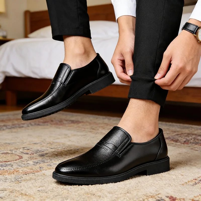 

1 пара мужской обуви — это деловые и повседневные бахилы, дышащая, нескользящая и впитывающая пот мужская обувь, размеры 39–45.