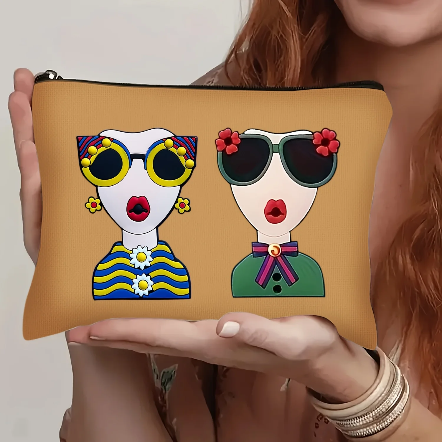 قطعة واحدة، حقيبة مستحضرات تجميل أنيقة مع منظم تصميم وجه نابض بالحياة - طباعة مسطحة ثنائية الأبعاد، حقيبة مكياج متينة محمولة #4