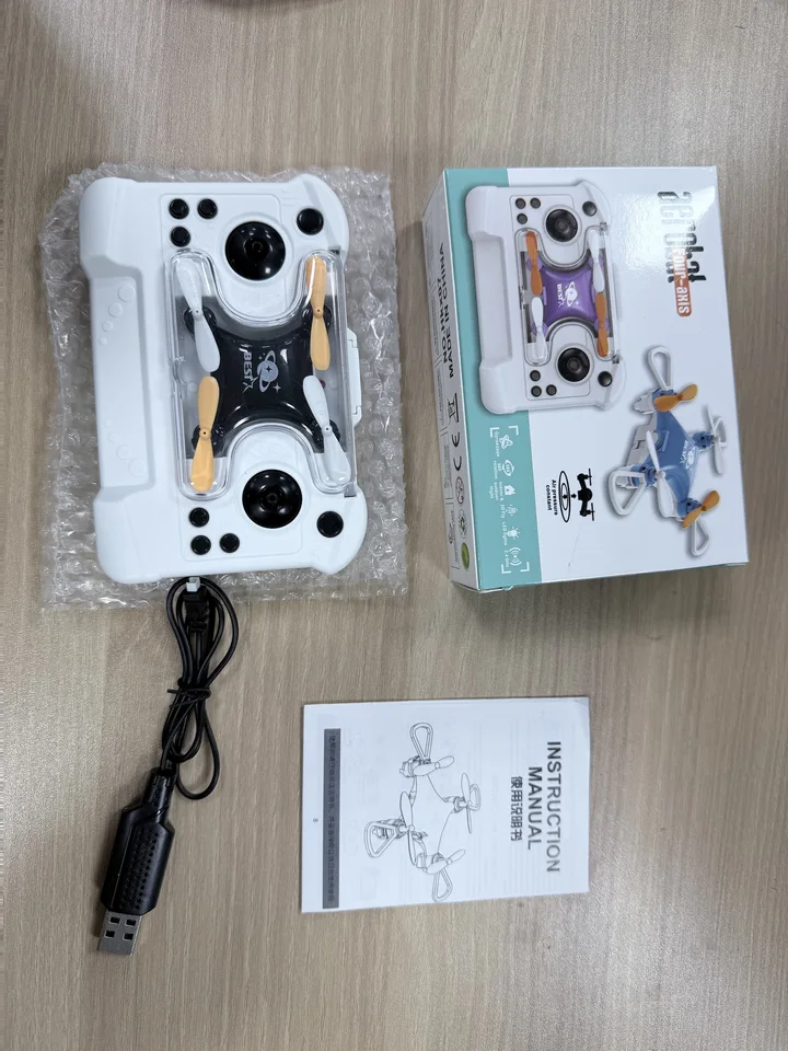 Cross-border hot selling mini drone HC702 pocket remote control