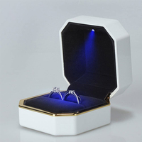 New Double Ring Box Wedding Square Velvet Ring Case Organizer Jewelry Gift Box With Led Light For Proposal Engagement Ring Boxes