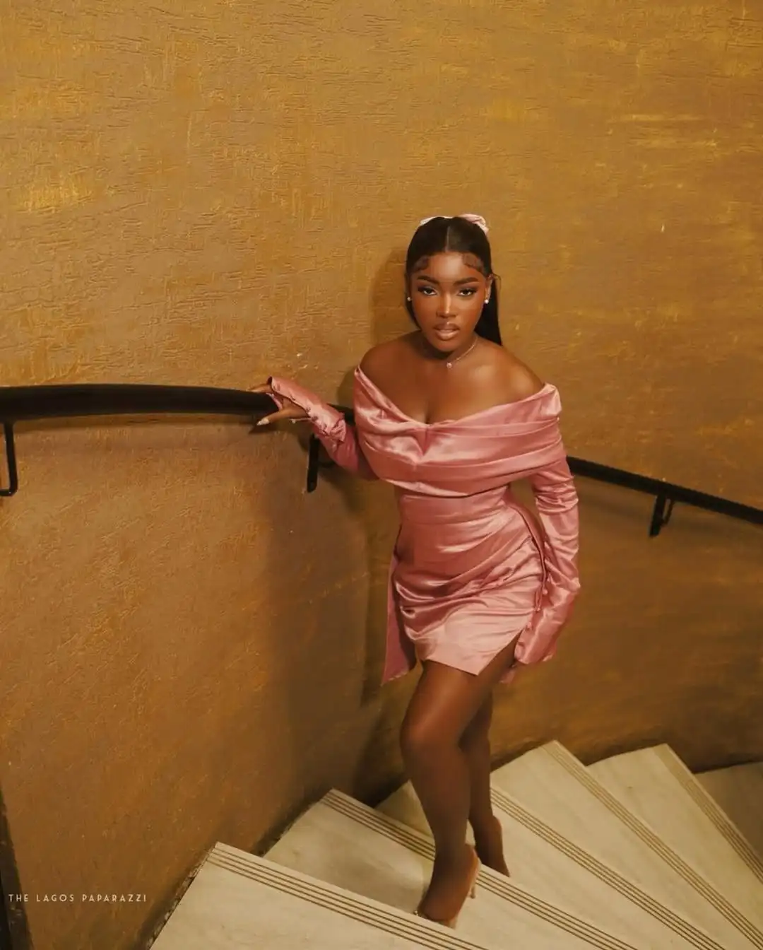 Trendy Off The Shoulder Long Sleeve Cocktail Party Gowns Aso Ebi Africa Girls Homecoming Dress Sweet Pink Satin Short Dresses