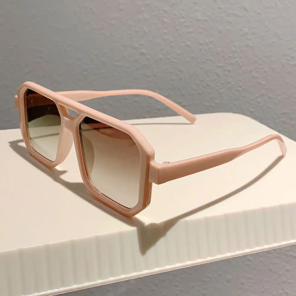 نظارات شمسية بإطار مربع فاسق لحماية العين، نظارات شمسية مقاومة للأشعة فوق البنفسجية، نظارات تزيين صور الشوارع