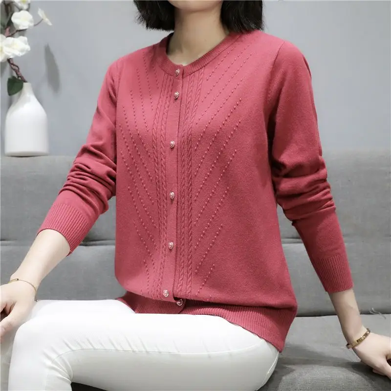 Middle Aged Women\'s Clothing New Style Mother\'s Spring and Autumn Sweater Women\'s Knitted Cardigan Sweater Thin Button Loose Top