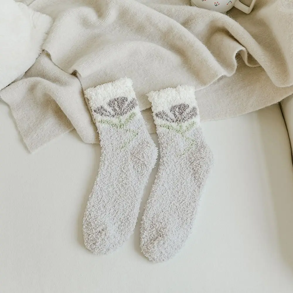 

Warm Winter Tulips Pattern Trendy Flower Cute Thick Korean Style Socks Middle Tube Female Socks Coral Velvet