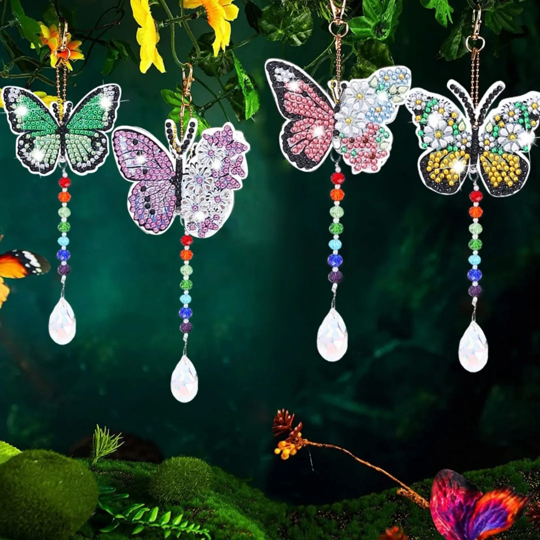 ชุดภาพวาดเพชร DIY ลายผีเสื้อ 4 ชุด พร้อมพวงกุญแจอะคริลิกสำหรับตกแต่งเป็นของขวัญวันเกิด