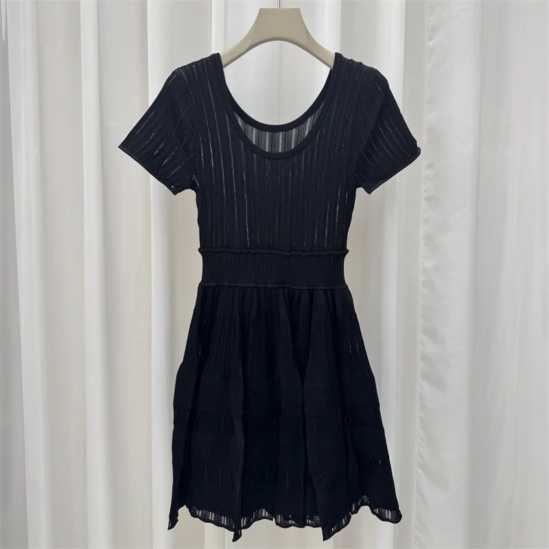 

Women's dress New elastic knitted slim mini dress for summer 2026 Round neck short sleeved cake dress y2k casual short dress