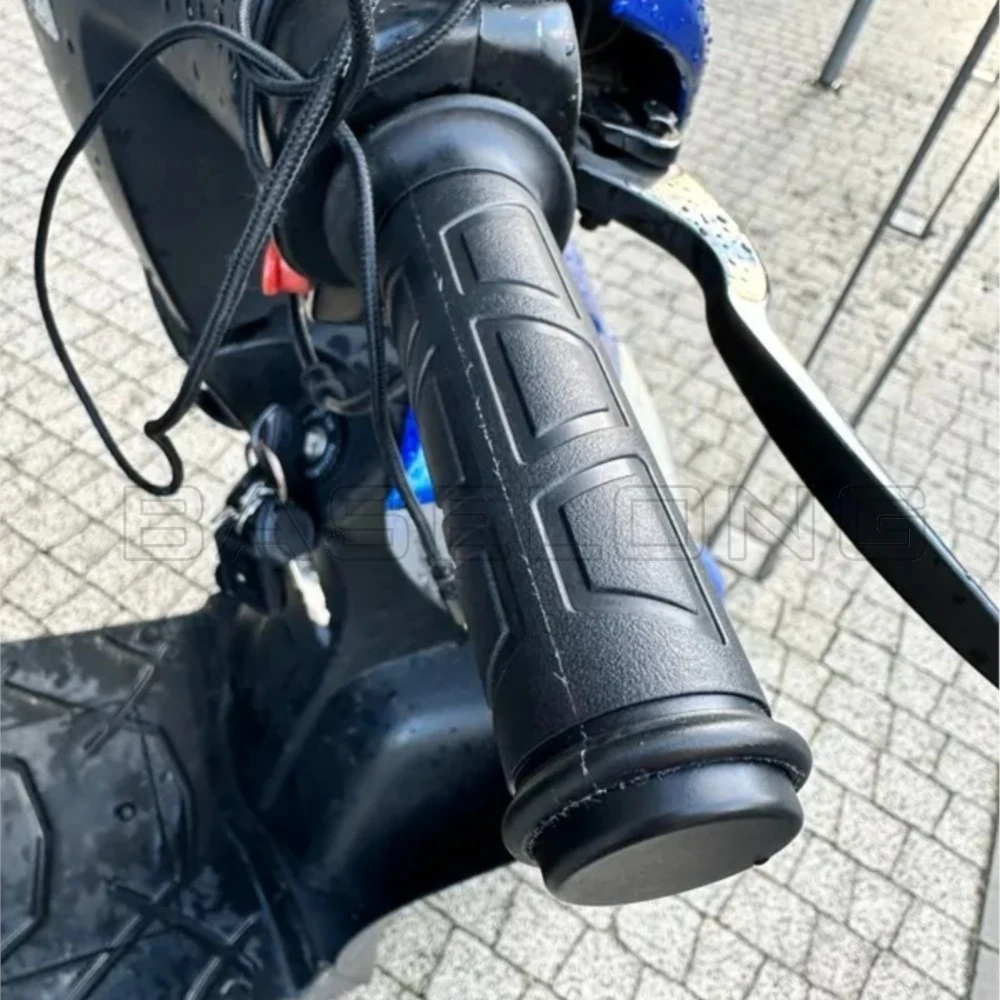New Universal Motorcycle 22mm Hand Heated Grips Molded Grips ATV Warmers Adjust Temperature Hot Handlebar