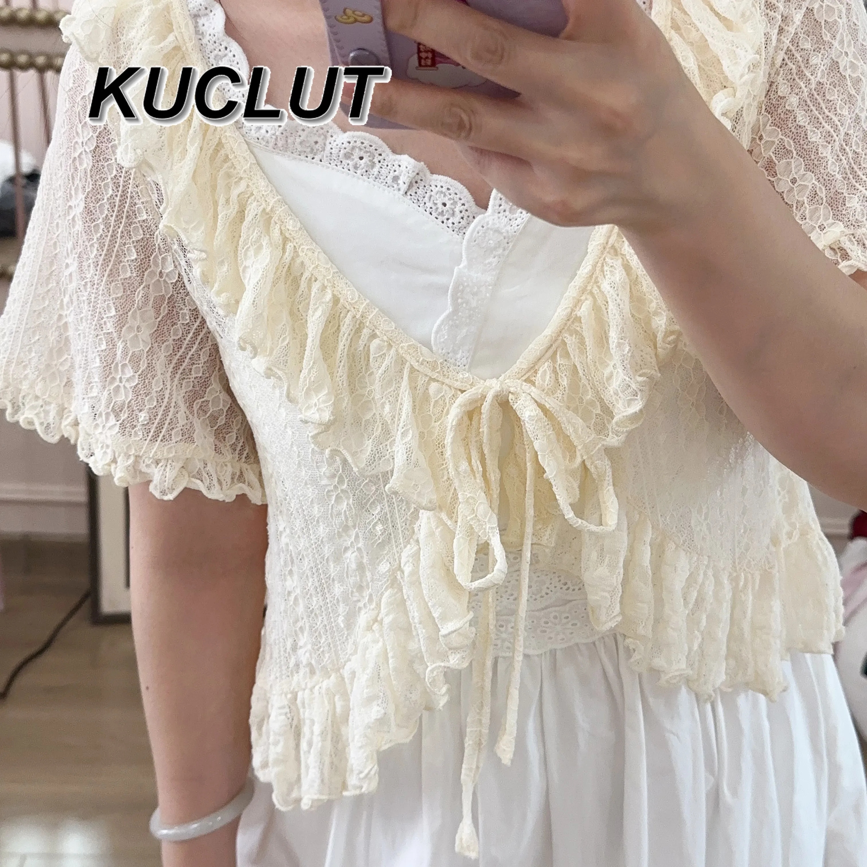 ฤดูร้อนใหม่ Little Fairy เสื้อสเวตเตอร์ถักหวานและน่ารักเสื้อลูกไม้ใหญ่ V คอเชื้อราขอบ ruffle Leaf Horn แขนเสื้อสั้น